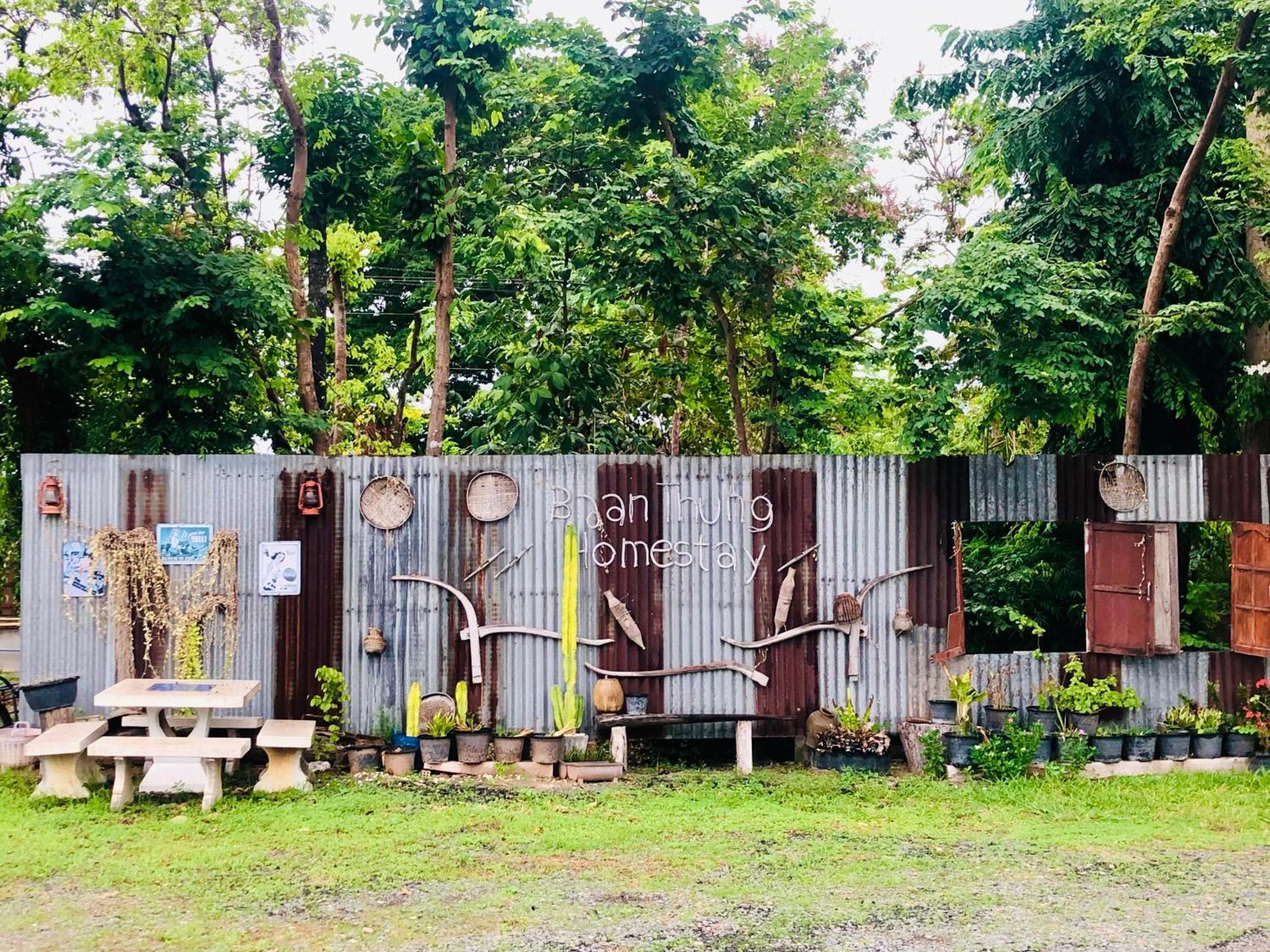 Baan Thung Home Stay Prasat Exteriér fotografie