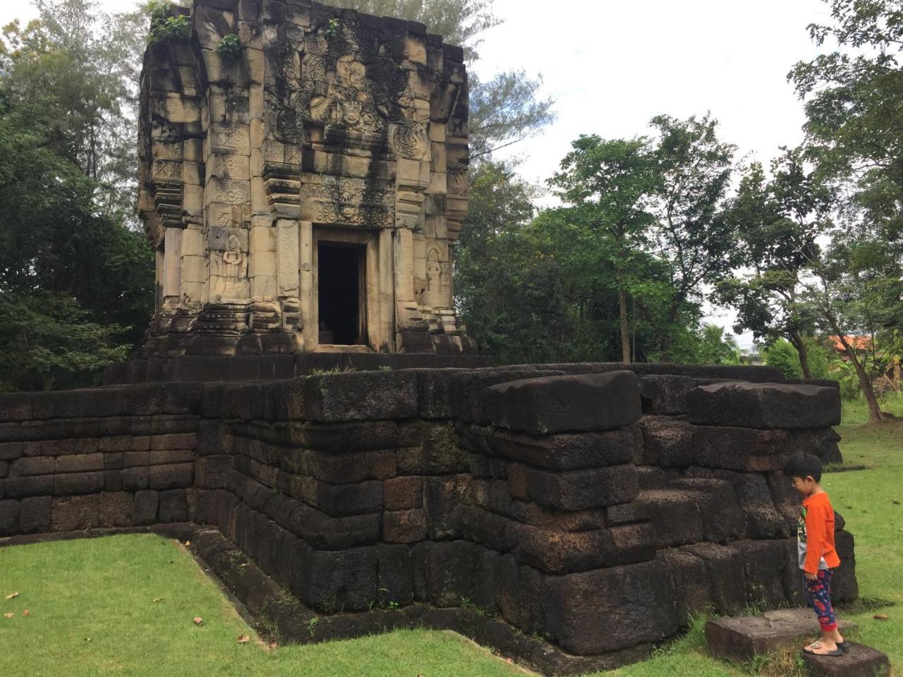 Baan Thung Home Stay Prasat Exteriér fotografie