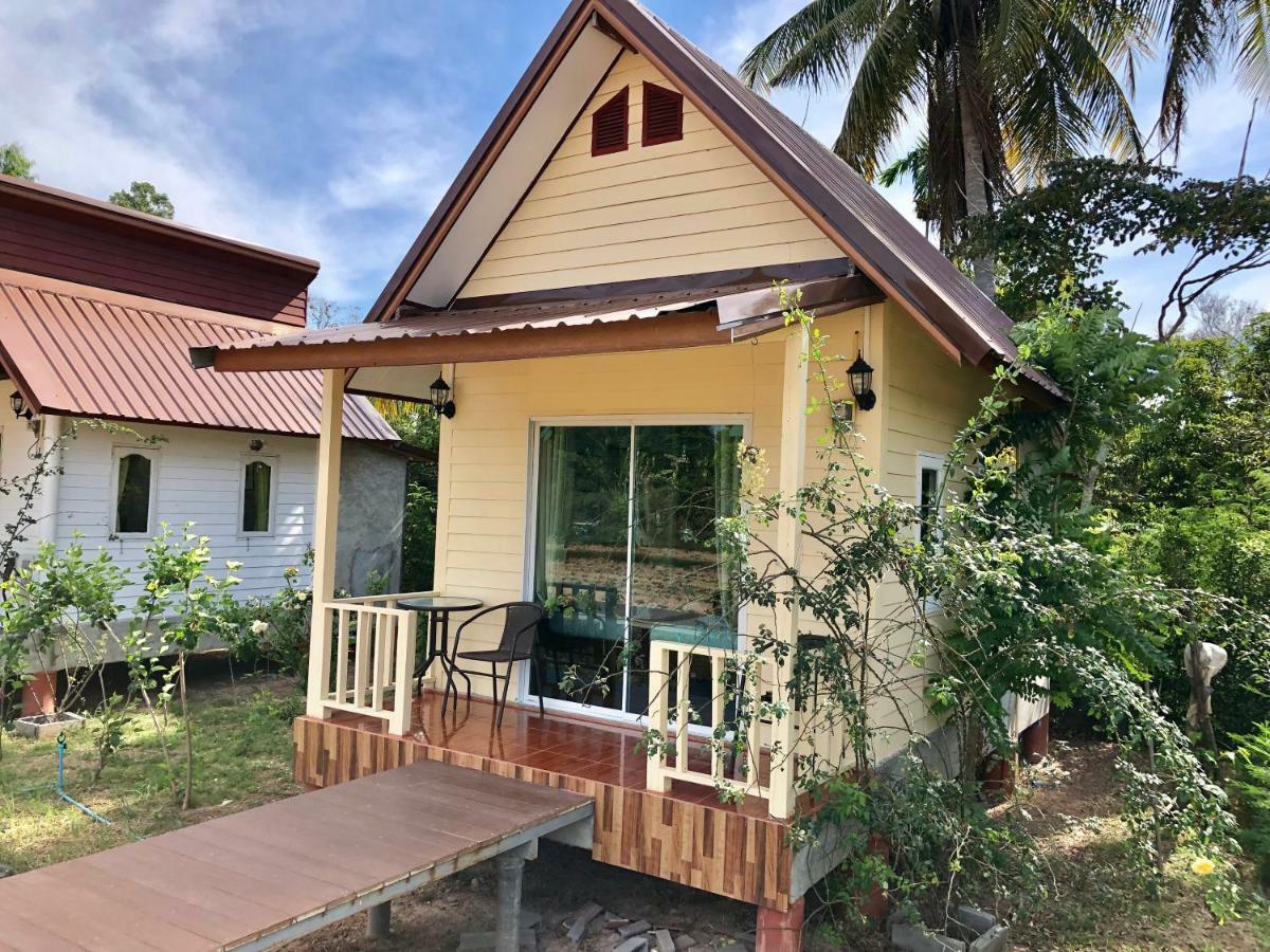 Baan Thung Home Stay Prasat Exteriér fotografie