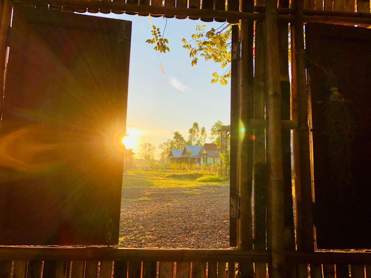 Baan Thung Home Stay Prasat Exteriér fotografie